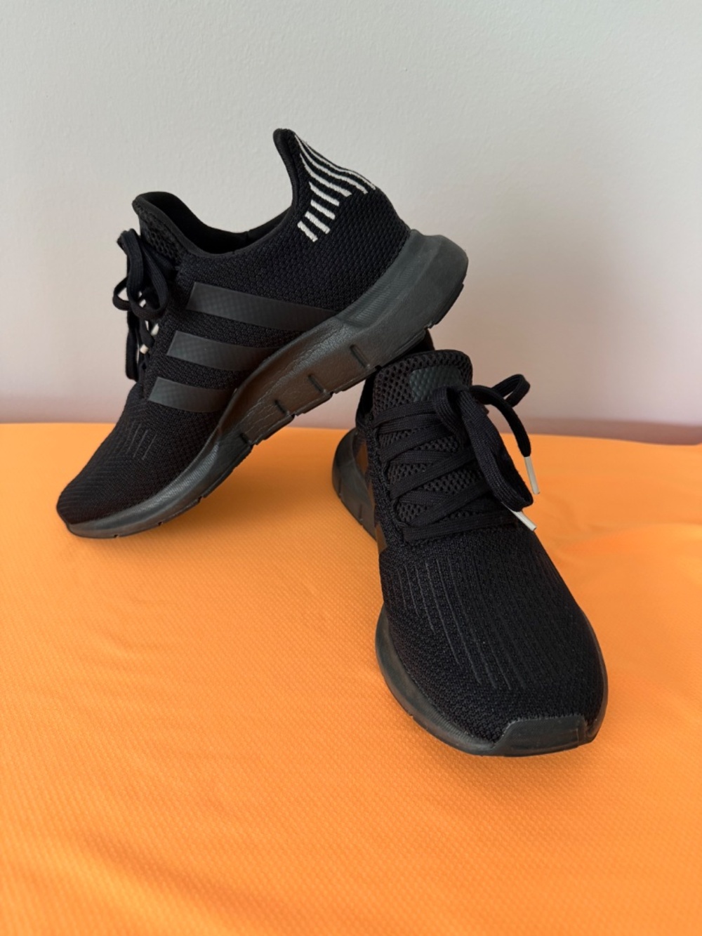Adidas Women's Swift Run Sneakers - Picture 4 of 8